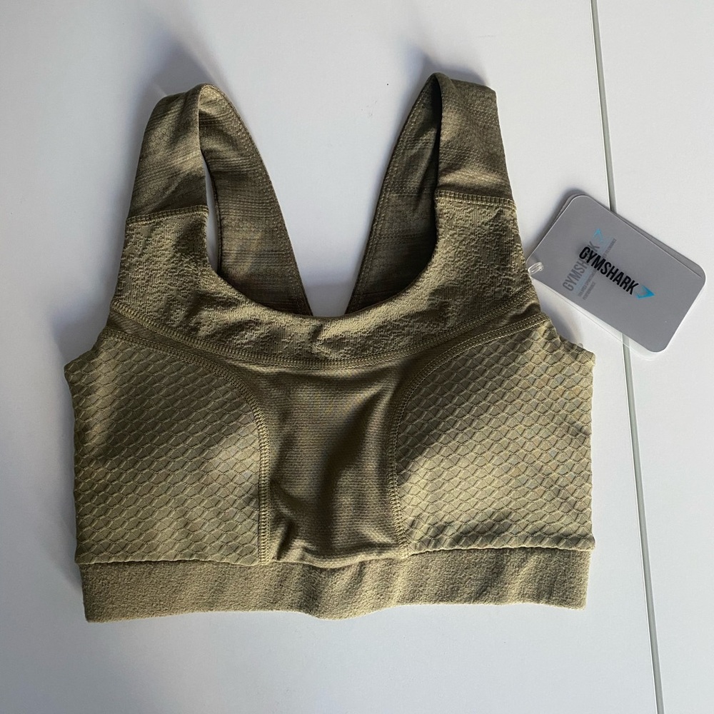 BRAND NEW - GymShark sports bra